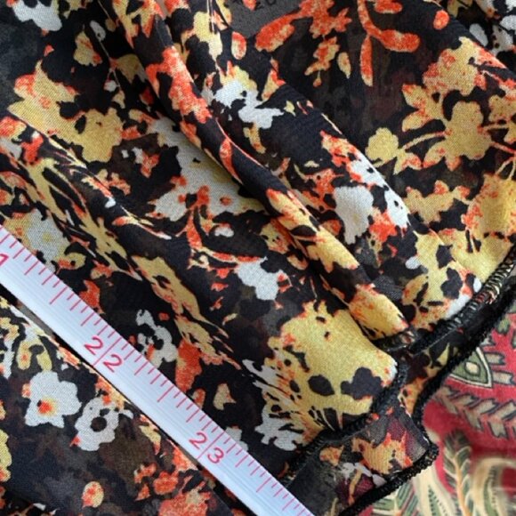 ADYSON PARKER Abstract Foral Ruffle Blouse Size Small NWT!!! - Picture 12 of 12